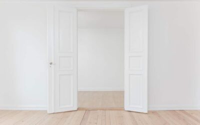 Création de Site Web pour Aides à Domicile : Choisir la Bonne Plateforme.