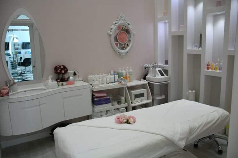 « Comment choisir le template parfait pour le site web de votre salon de coiffure ? »