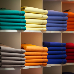 Retail & E-Commerce